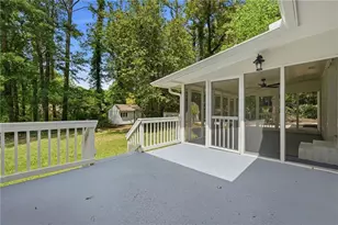 2131 Rolling Acres Dr SW, Conyers, GA 30094 - Photo 38