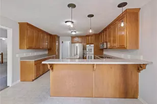 2982 Rivercrest Dr, Gainesville, GA 30507 - Photo 6