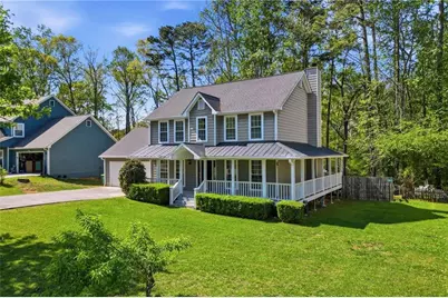 349 Winchester Way, Woodstock, GA 30188 - Photo 2