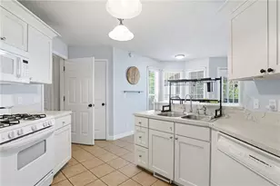 349 Winchester Way, Woodstock, GA 30188 - Photo 18