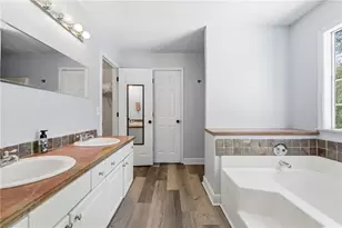 349 Winchester Way, Woodstock, GA 30188 - Photo 32