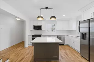 2415 Charleston Oaks Ln, Decatur, GA 30030 - Photo 14