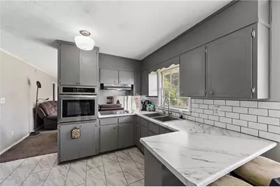 6852 Wendy Jean Drive, Morrow, GA 30260 - Photo 10