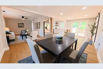 2402 Lancelot Drive, Decatur, GA 30033 - Photo 4