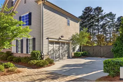 3462 Lafayette Park, Peachtree Corners, GA 30092 - Photo 4