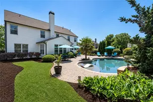 300 Ashgrove Ct, Woodstock, GA 30188 - Photo 2