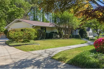 2770 Parkview Drive NE, Atlanta, GA 30345 - Photo 4