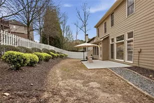 2048 Anderson Dr SE, Smyrna, GA 30080 - Photo 40