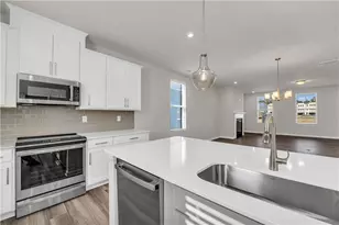 2713 Crk Vw Ter NW, Atlanta, GA 30318 - Photo 18