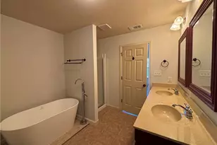 800 Village Field Ct, Suwanee, GA 30024 - Photo 16