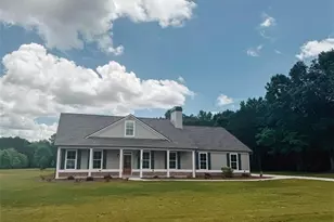 85 Woodfin Way, Social Circle, GA 30025 - Photo 2