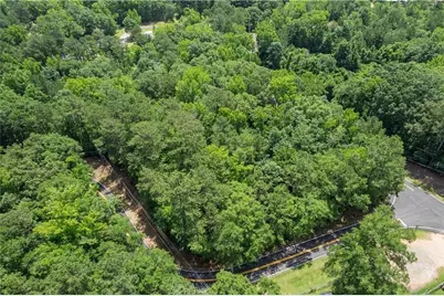 103 Hickory Hill Drive SE, Milledgeville, GA 31061 - Photo 2