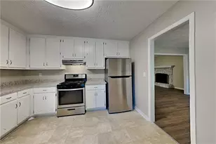 211 Powder Mill Dr, Dallas, GA 30157 - Photo 6