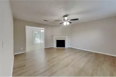 2929 Sentinel Circle, Lawrenceville, GA 30043 - Photo 2