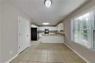 2929 Sentinel Cir, Lawrenceville, GA 30043 - Photo 6