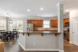 7529 Brookstone Cir, Flowery Branch, GA 30542 - Photo 14