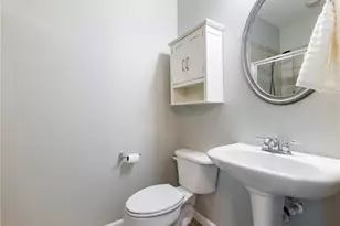 7529 Brookstone Cir, Flowery Branch, GA 30542 - Photo 28