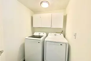 640 Suwanee Lakes Circle, Suwanee, GA 30024 - Photo 22