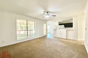 640 Suwanee Lakes Circle, Suwanee, GA 30024 - Photo 10