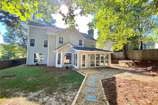 640 Suwanee Lakes Circle, Suwanee, GA 30024 - Photo 30