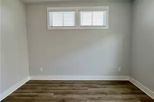 1251 Cushenberry Ln, Atlanta, GA 30318 - Photo 16