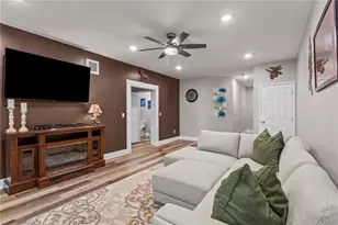 8065 Glisten Ave, Atlanta, GA 30328 - Photo 34