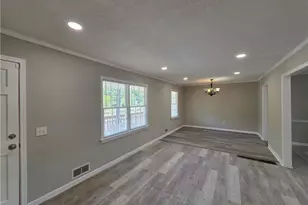 7016 Skyline Dr, Lithia Springs, GA 30122 - Photo 10