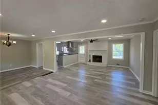 7016 Skyline Dr, Lithia Springs, GA 30122 - Photo 8