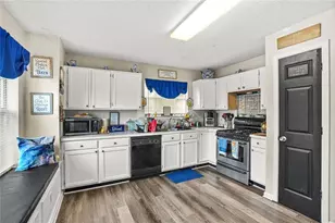 318 Eagle, Stockbridge, GA 30281 - Photo 12