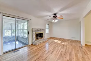 2628 Whitehurst Dr, Marietta, GA 30062 - Photo 12