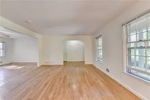2628 Whitehurst Dr, Marietta, GA 30062 - Photo 8