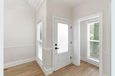 7170 Riverside NW, Atlanta, GA 30328 - Photo 6