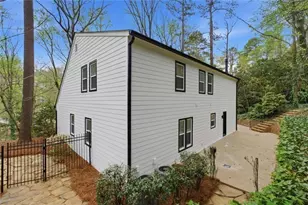 7170 Riverside NW, Atlanta, GA 30328 - Photo 50