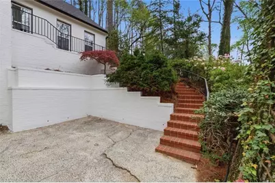 7170 Riverside NW, Atlanta, GA 30328 - Photo 2