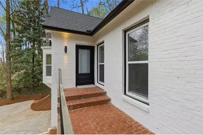 7170 Riverside NW, Atlanta, GA 30328 - Photo 4