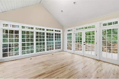 7170 Riverside NW, Atlanta, GA 30328 - Photo 12