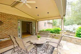 2065 Renault Ln, Atlanta, GA 30345 - Photo 8