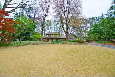 2065 Renault Lane, Atlanta, GA 30345 - Photo 2