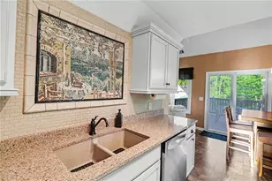 65 Indian Hills Dr, Rydal, GA 30171 - Photo 10