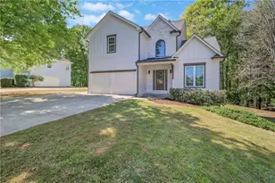 6259 Spring Lake Dr, Flowery Branch, GA 30542 - Photo 2