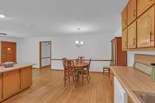 1121 Granite Ln, Loganville, GA 30052 - Photo 10