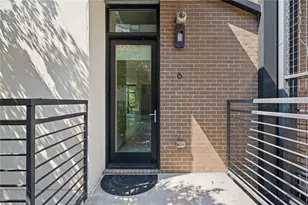 721 Longleaf Dr NE, Atlanta, GA 30342 - Photo 2