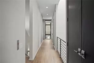 721 Longleaf Dr NE, Atlanta, GA 30342 - Photo 18