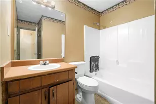 2811 Woodhollow Ln, Jonesboro, GA 30236 - Photo 10