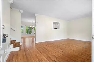 2811 Woodhollow Ln, Jonesboro, GA 30236 - Photo 2