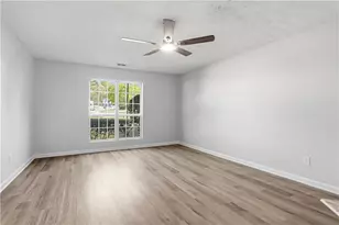 8375 Browns Mill Trce, Lithonia, GA 30038 - Photo 8