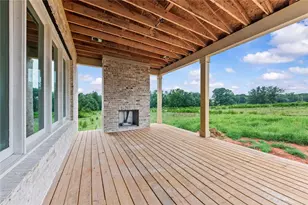 1285 Malcom Ests Ct, Bogart, GA 30622 - Photo 8