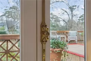 1686 Johnson Rd NE, Atlanta, GA 30306 - Photo 18