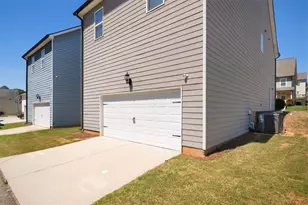 1214 Hawthorne Tr, Atlanta, GA 30344 - Photo 28