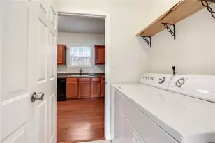 3627 Uppark Dr, Atlanta, GA 30349 - Photo 16